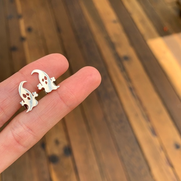 BOO! SILVER Stainless Steel Stud Halloween Stud Earrings with Gift Bag - Picture 3 of 4